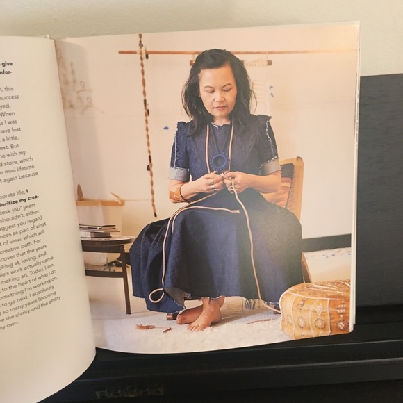 Macrame book “The Year of the Knots” by Windy Chen - Picture 3 of 5